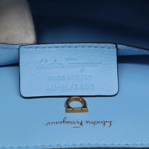 Salvatore Ferragamo Gancini Shoulder Bag Leather Blue Gold Auth 114931V - Picture 3 of 14